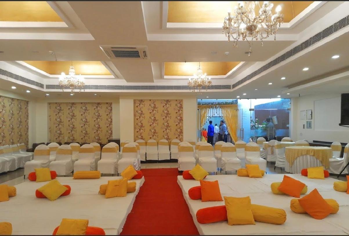 Madhuban Hotel , ニューデリー エクステリア 写真
